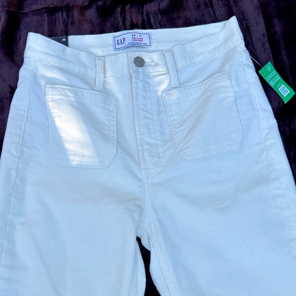 NWT GAP Flare High Rise corduroy pants 26L - Picture 8 of 14